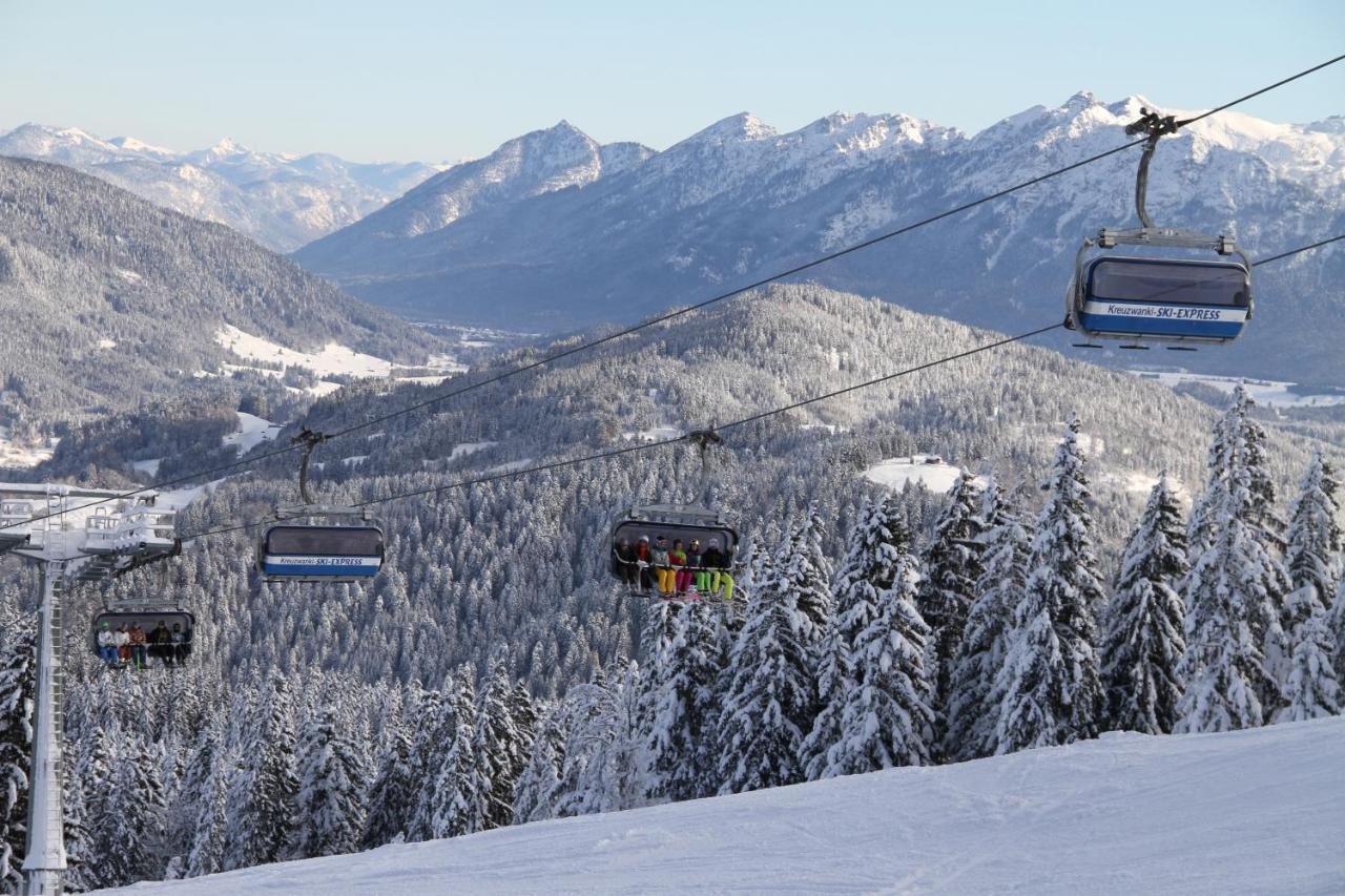 גראינאו Bayern Resort Hotel - Adults Only - Mit Zugspitzblick - Eibsee-Naehe - Wellnessbereich - Naturpool Im Sommer מראה חיצוני תמונה