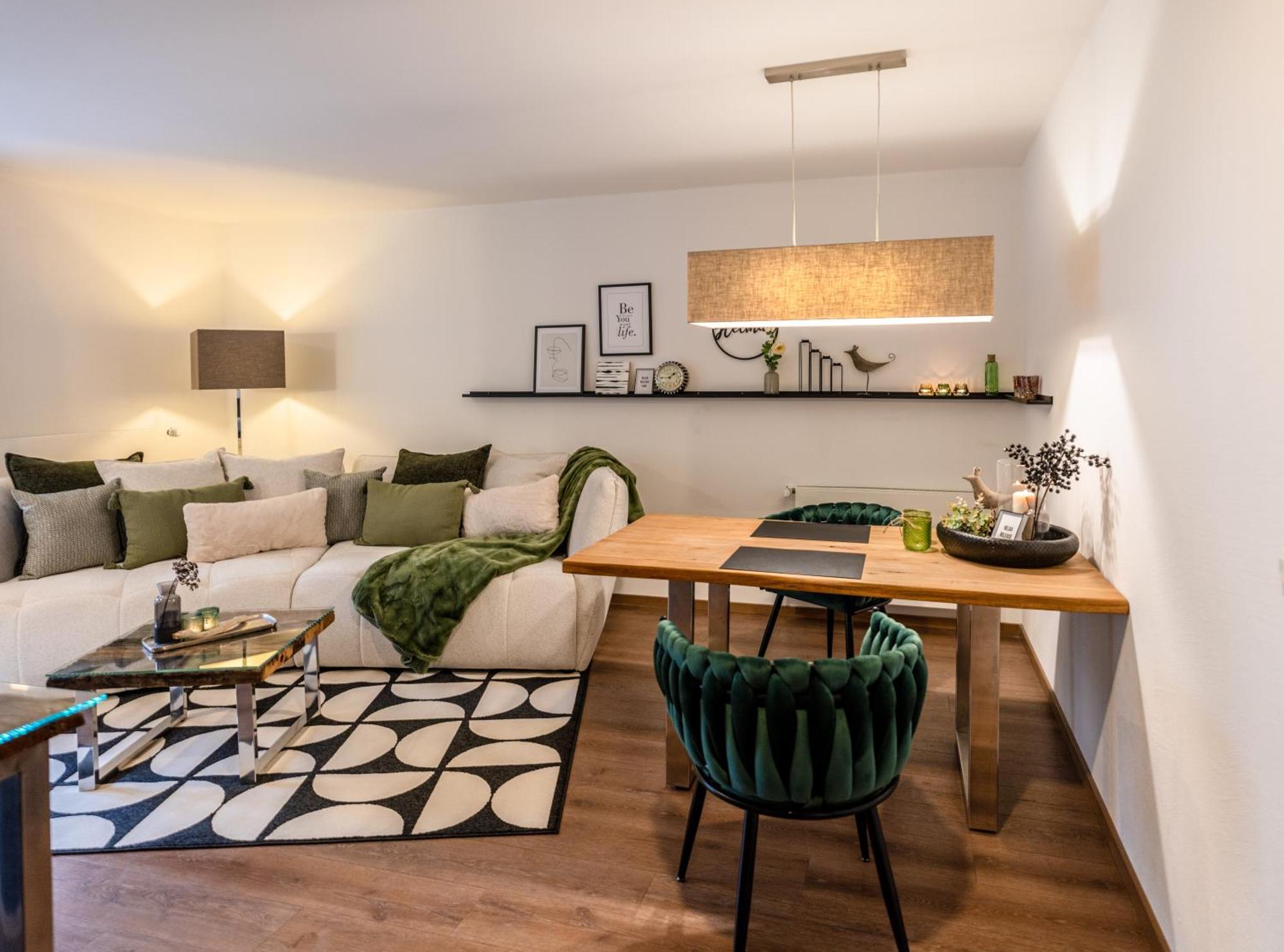 גראינאו Bayern Resort Hotel - Adults Only - Mit Zugspitzblick - Eibsee-Naehe - Wellnessbereich - Naturpool Im Sommer מראה חיצוני תמונה