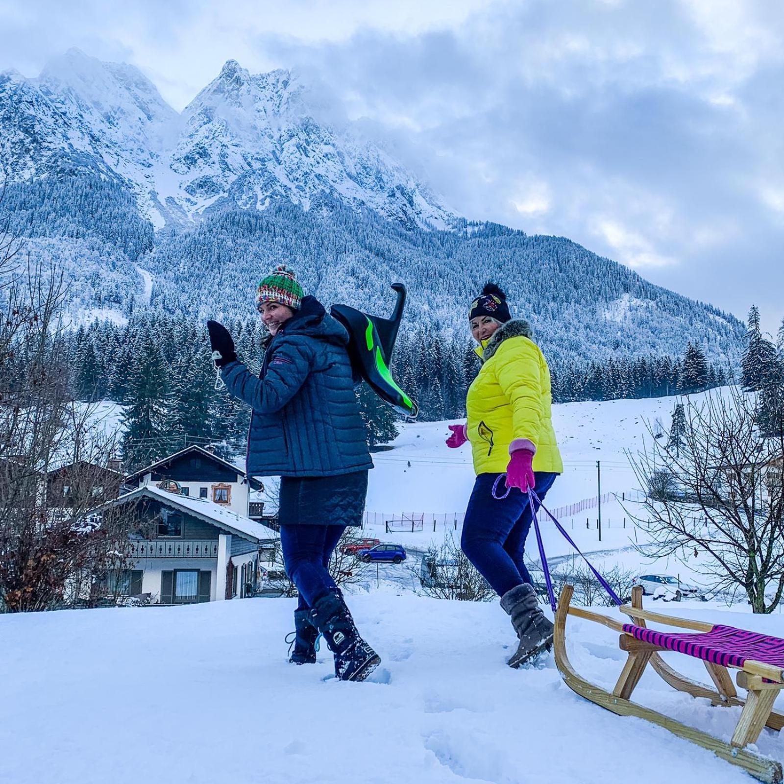 גראינאו Bayern Resort Hotel - Adults Only - Mit Zugspitzblick - Eibsee-Naehe - Wellnessbereich - Naturpool Im Sommer מראה חיצוני תמונה