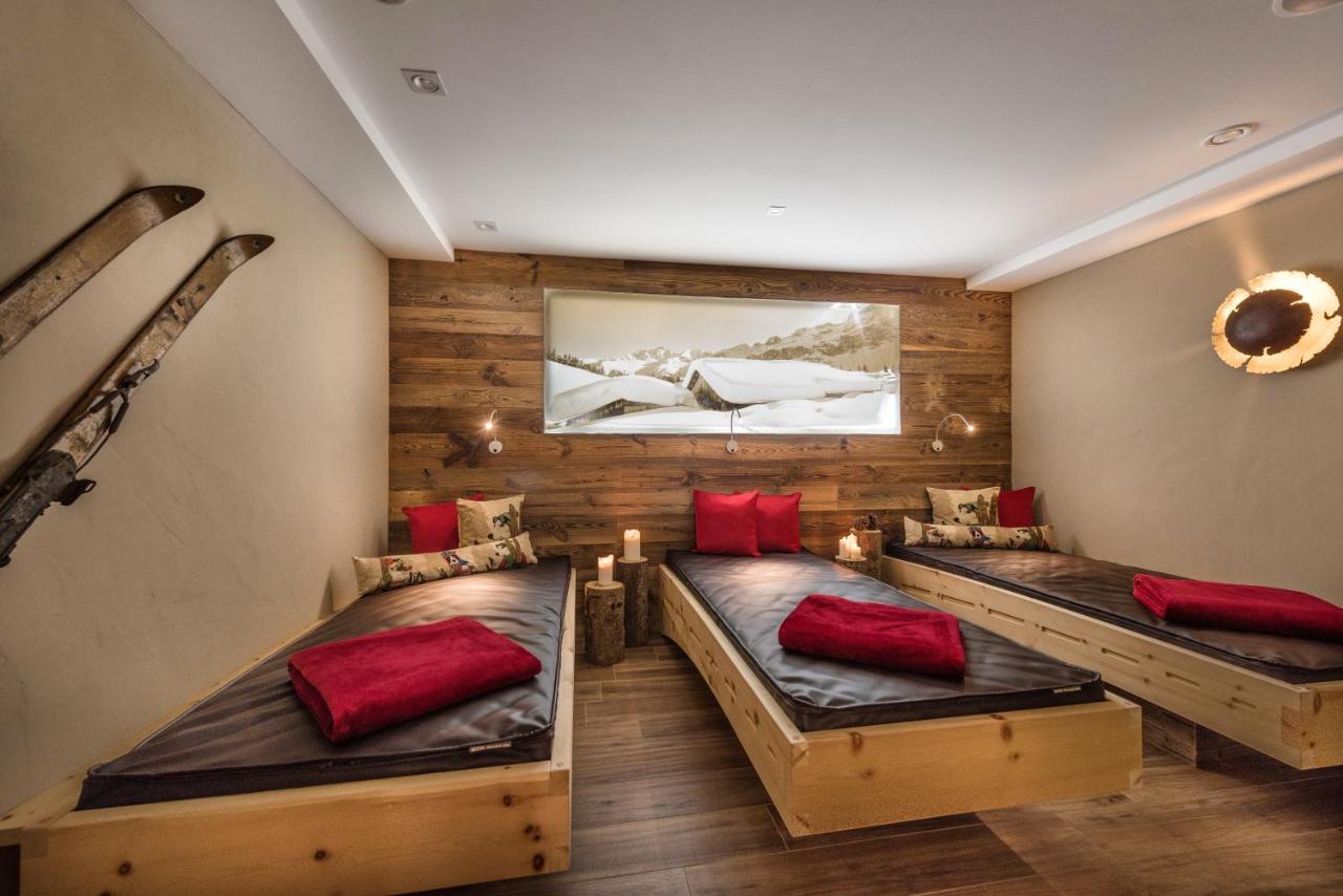 גראינאו Bayern Resort Hotel - Adults Only - Mit Zugspitzblick - Eibsee-Naehe - Wellnessbereich - Naturpool Im Sommer מראה חיצוני תמונה