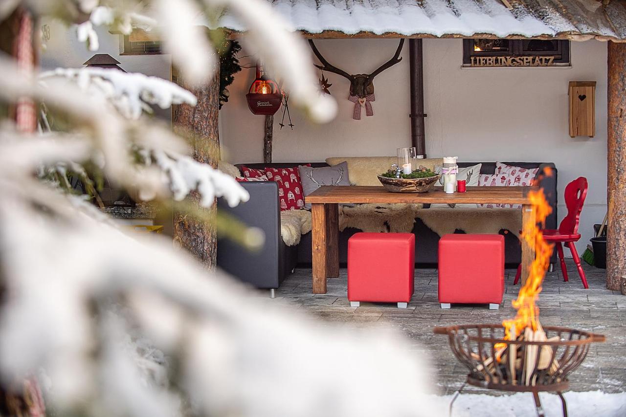 גראינאו Bayern Resort Hotel - Adults Only - Mit Zugspitzblick - Eibsee-Naehe - Wellnessbereich - Naturpool Im Sommer מראה חיצוני תמונה
