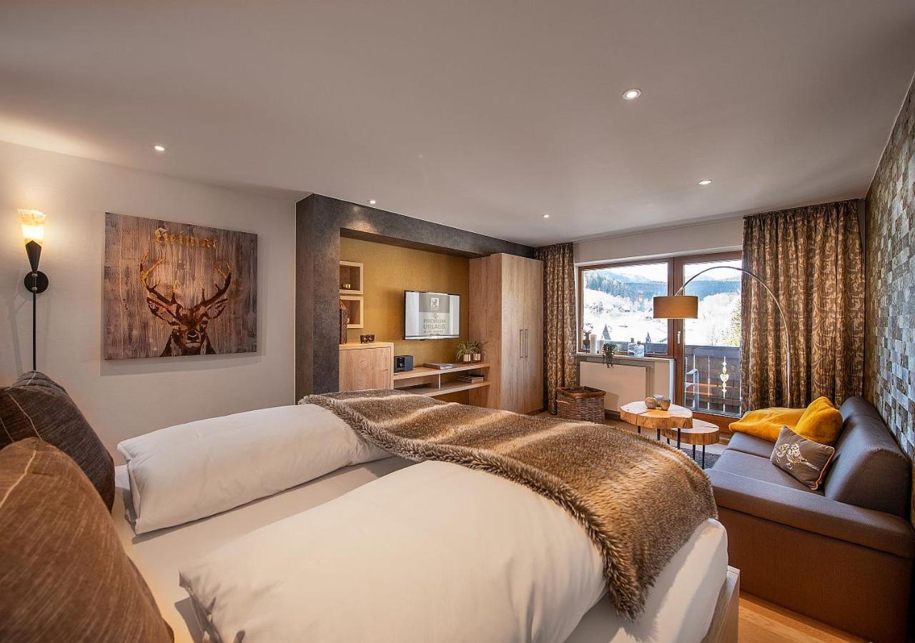 גראינאו Bayern Resort Hotel - Adults Only - Mit Zugspitzblick - Eibsee-Naehe - Wellnessbereich - Naturpool Im Sommer מראה חיצוני תמונה